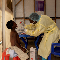 Экинчи пандемиябы? Африкада коркунучтуу оорудан улам өзгөчө кырдаал жарыяланды