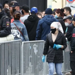 Россияда мигранттарга үй-бүлөсүн алып келүүгө тыюу салуу сунушталууда