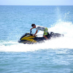 ЖК комитети Ысык-Көлдө скутер тебүүгө тыюу салууну колдоду