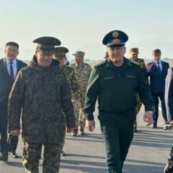 Камчыбек Ташиев менен Саймумин Ятимов жолукту