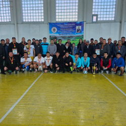 Кыргыз милициясынын 100 жылдыгына жана милициянын майору Улукбек Балагазыевдин жаркын элесине арналган спорттук иш-чара өттү