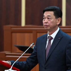 Медербек Сатыев назначен председателем Верховного суда