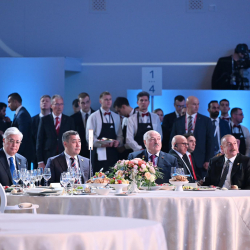 СҮРӨТ - БРИКСтин жүрүшү: Cадыр Жапаров  XVI БРИКС саммитинин мамлекет башчыларынын жыйынына катышууда