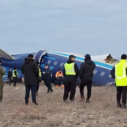 Казакстанда учак кулады. Ичинде Кыргызстандын жарандары да бар