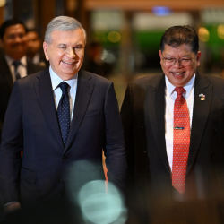 Президент Узбекистана прибыл в Малайзию