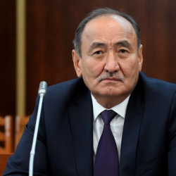 Алымкадыр Бейшеналиев на посту министра пробыл в командировках 90 дней