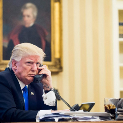 Трамп Украинадан 400-500 млрд доллар компенсация талап кылды