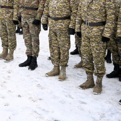 Коргоо министрлигинин кызматкерлери кармалды