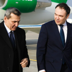 Түркмөнстандын тышкы иштер министри Кыргызстанга келди