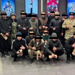 Балдар абагынын тарбиялануучулары төрт сааттык сейилдөөгө чыгышты