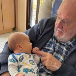 Миллиондогон балдарды сактап калган донор Жеймс Харрисон 88 жашында көз жумду