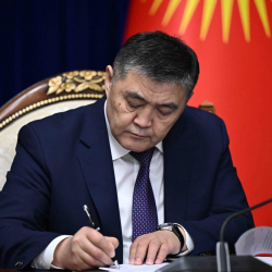 Камчыбек Ташиев 12 жылдык билим берүүгө карата кайрадан пикирин билдирди