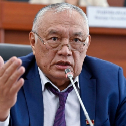 “Ыйман Нуру” Султанбай Айжигитовду фракциядан чыгарды