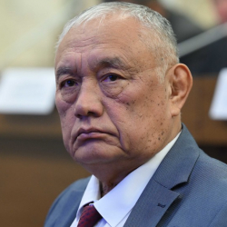 Султанбай Айжигитов БШКны сотко берди