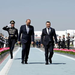 Президент Садыр Жапаров прибыл в Самарканд для участия в Саммите «Центральная Азия – Европейский союз»