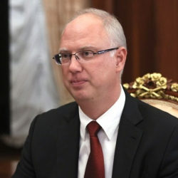 Россиялык аткаминер Трамптын администрациясы менен жолукту