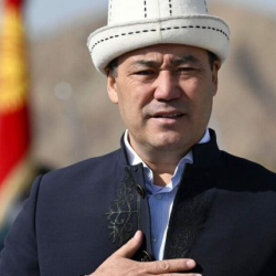 Президент Садыр Жапаров призвал кыргызов и казахов, особенно молодёжь, не стать жертвой различных провокаций