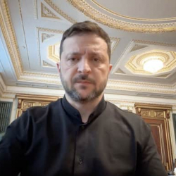 Зеленский дагы бир жолу уят болду