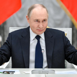 Путин Россияга каршы иш алып барган чет элдик сервистерди тумчуктурууга чакырды