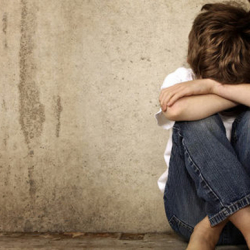 Бишкекте 1-класстын баласы зордукталган. Шектүү катары өспүрүм кармалды