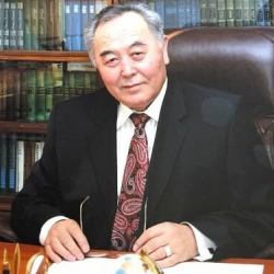 Жазуучу жана котормочу Шаршеналы Абдылдаев көз жумду