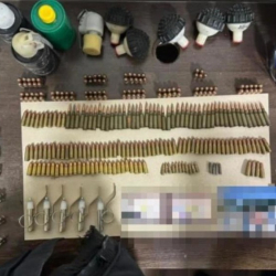 Бишкекте кароосуз калган имараттан курал-жарак табылды