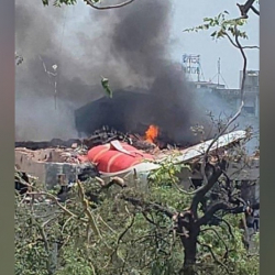 В Индии назвали возможную причину катастрофы авиалайнера Boeing 787 Dreamliner, где погибли более 270 человек