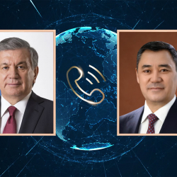 Состоялся телефонный разговор Президента Садыра Жапарова с Президентом Узбекистана Шавкатом Мирзиеевым