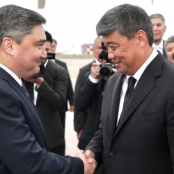Казакстандын премьер-министри Кыргызстанга келди
