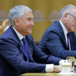 Володин встретился с Си Цзиньпинем в Пекине