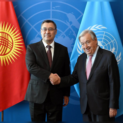 Садыр Жапаров пригласил генсека ООН принять участие в саммите «ШОС+» в Бишкеке