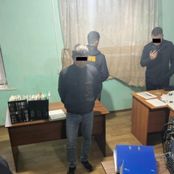 УКМКнын кайрымагына башкармалыктын башчысы менен инспектор түштү