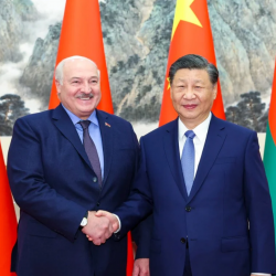 Александр Лукашенко Кытай Эл Республикасынын Президенти Си Цзиньпинди КЭРдин түзүлгөн күнү менен куттуктады