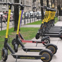 Душанбеде электросамокаттарга тыюу салынды