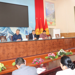 Ала-Бука районунда шайлоону уюшкандыкта өткөрүү жана мыйзам бузууларга жол бербөө боюнча жыйын болуп өттү