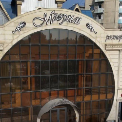 Депутат Жогорку Кенеша и его брат — экс-депутат — задолжали мэрии Оша 14 млн сомов