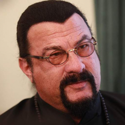 Американский актер Стивен Сигал заявил о желании сняться в российском кино