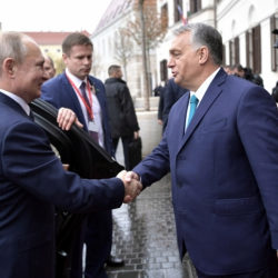 Венгрия Евробиримдикке кол шилтеди. Путин камакка алынбайт...