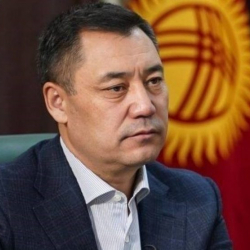 Жапаров адамдардын өмүрүн алган кырсыктарга байланыштуу көңүл айтты