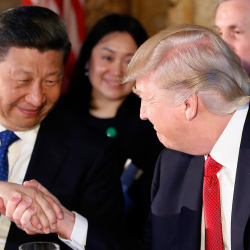 Мир Трамп заявил о планах обсудить с Си Цзиньпином украинский конфликт