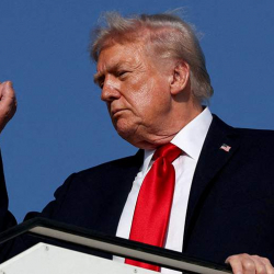 Трамп заявил о получении от Японии заказов на поставку военной техники