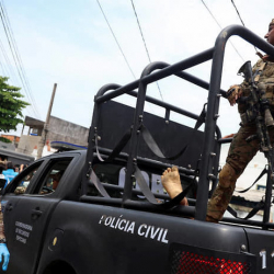 В Рио-де-Жанейро 64 человека погибли в ходе перестрелки полиции с бандой