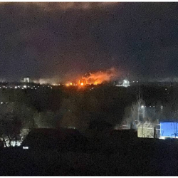 Украинанын дрондору Москвадагы жана Орусиянын аймактарындагы мунай иштетүүчү заводдорго жана химиялык заводдорго кол салды