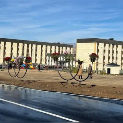 Таш-Көмүрдө ипотекалык үйлөр пайдаланууга берилди