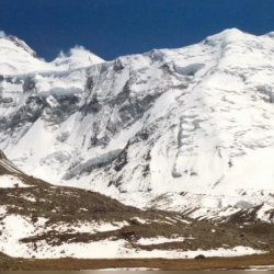 Тажикстанда мөңгү 15 мүнөттө 5 чакырым жылды