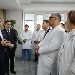 Ташиев вновь посетил Национальный центр охраны материнства и детства