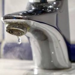 В связи с аварией в районе Бишкека прекращена подача питьевой воды