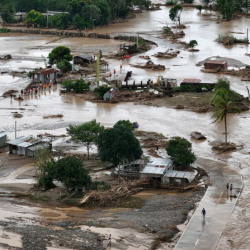 Число жертв супертайфуна «Фунг-вонг» на Филиппинах возросло до 18