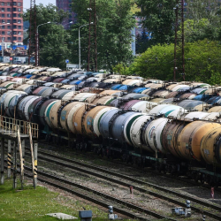 Жыл башынан бери Кыргызстан канча бензин экспорттогон?