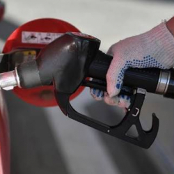 Казакстанда күйүүчү май тармагына байланышкан маанилүү чечим кабыл алынды